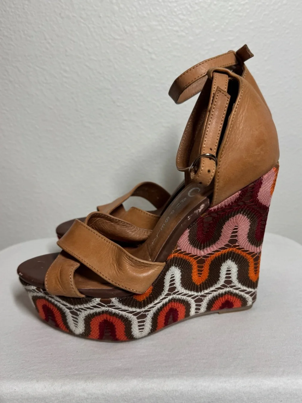 Jeffrey Campbell Bradshaw Ibiza Tan Brown Ankle Strap Wedge Open Toe Sandals 7.5 - Picture 2 of 16